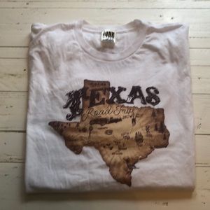 Junk Gypsy T-shirt size xl